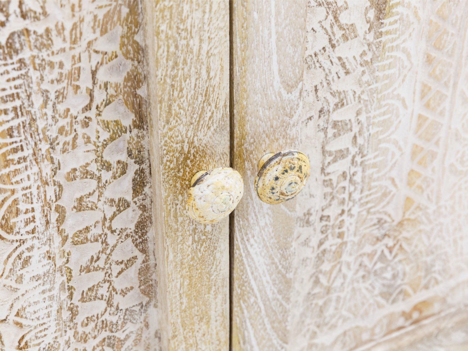 Masivní skříňka pod umyvadlo Maldives