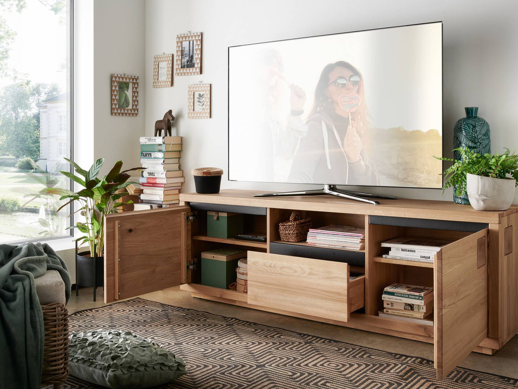 TV stolek divoký dub 170 cm Bern