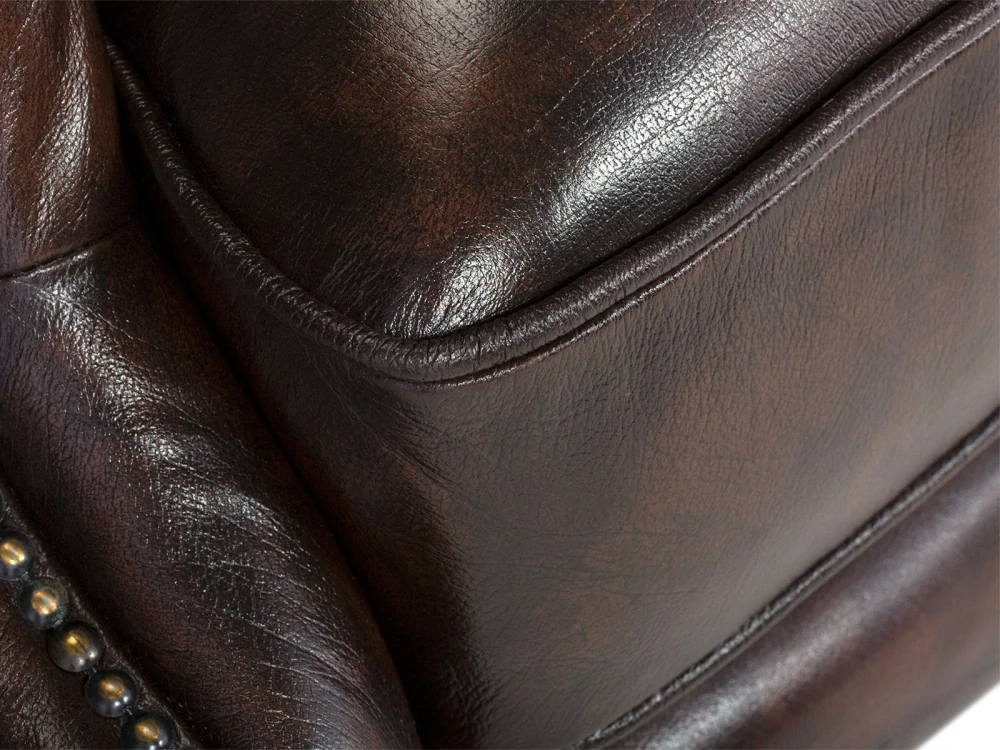 Křeslo ušák Chesterfield z pravé kůže