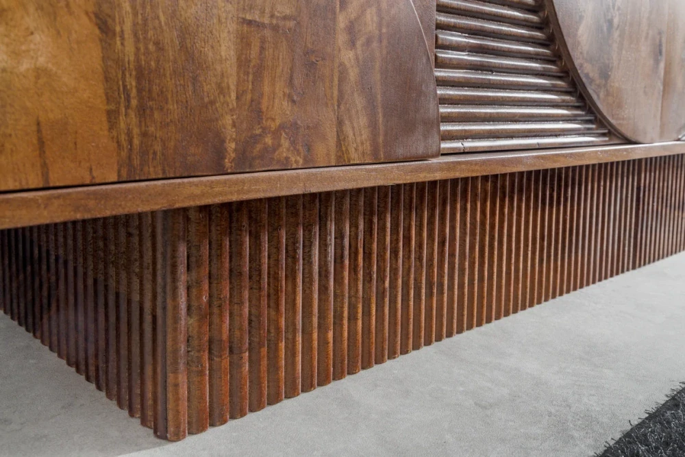 Komoda ART DECO 170 cm 3D z mangového dřeva hnědé provedení